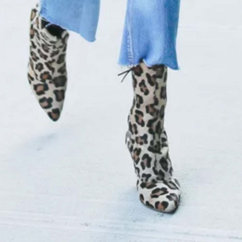 Stuart Weitzman booties beauties!